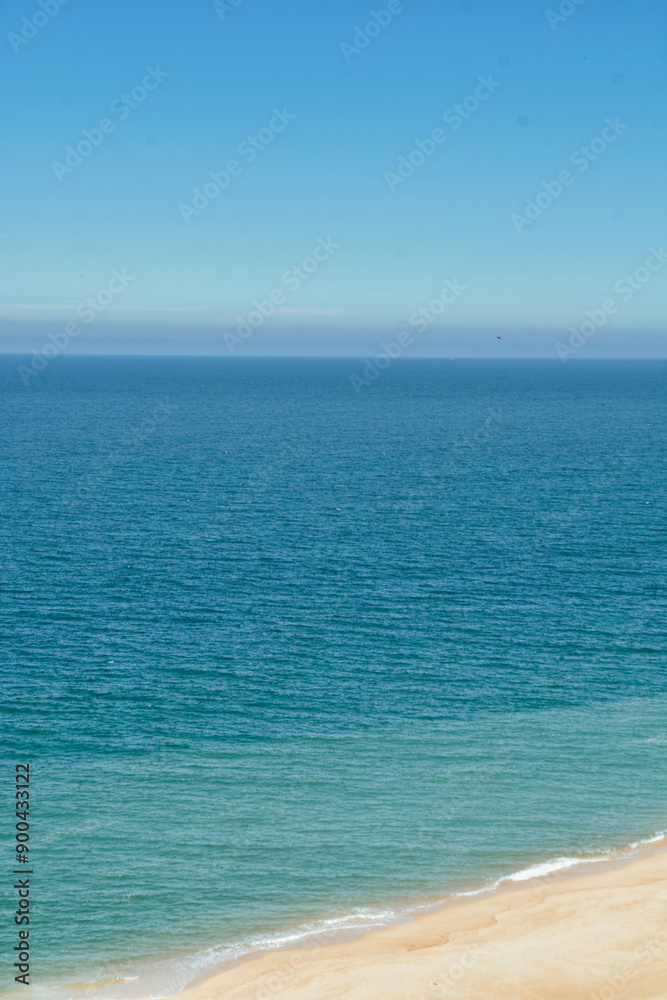 Fototapeta premium Fotografía de la playa de Nazaré, Lisboa.