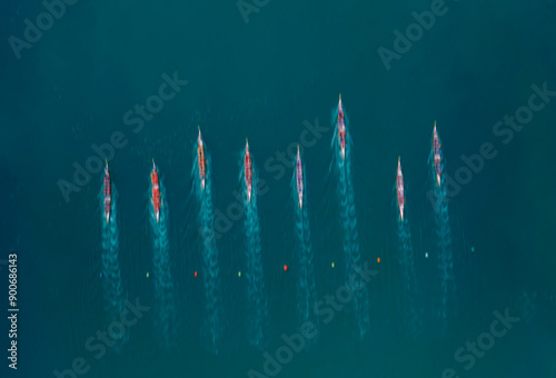 Foto Traditional dragon boat racing, in China, coincides with the 5th day of the 5th Chinese lunar month