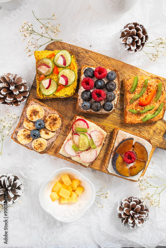 Fruit and vegetable sandwiches for a delicious breakfast or snack