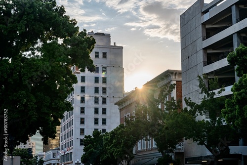 Obraz na płótnie Downtown San Diego Gaslamp District During the Middle of the Summer just before Dusk w salonie