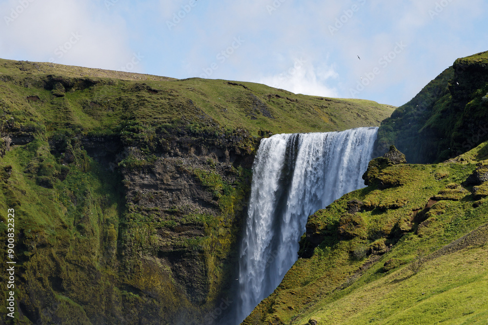 Fototapeta premium waterfall in the mountains