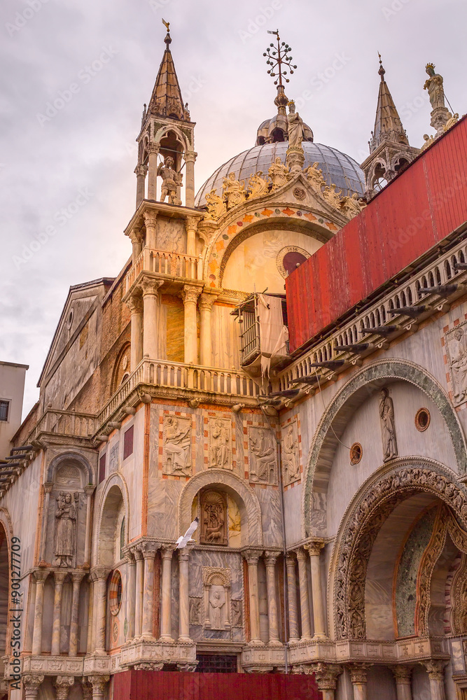 Naklejka premium Doges palace courtyard, Venice, Italy