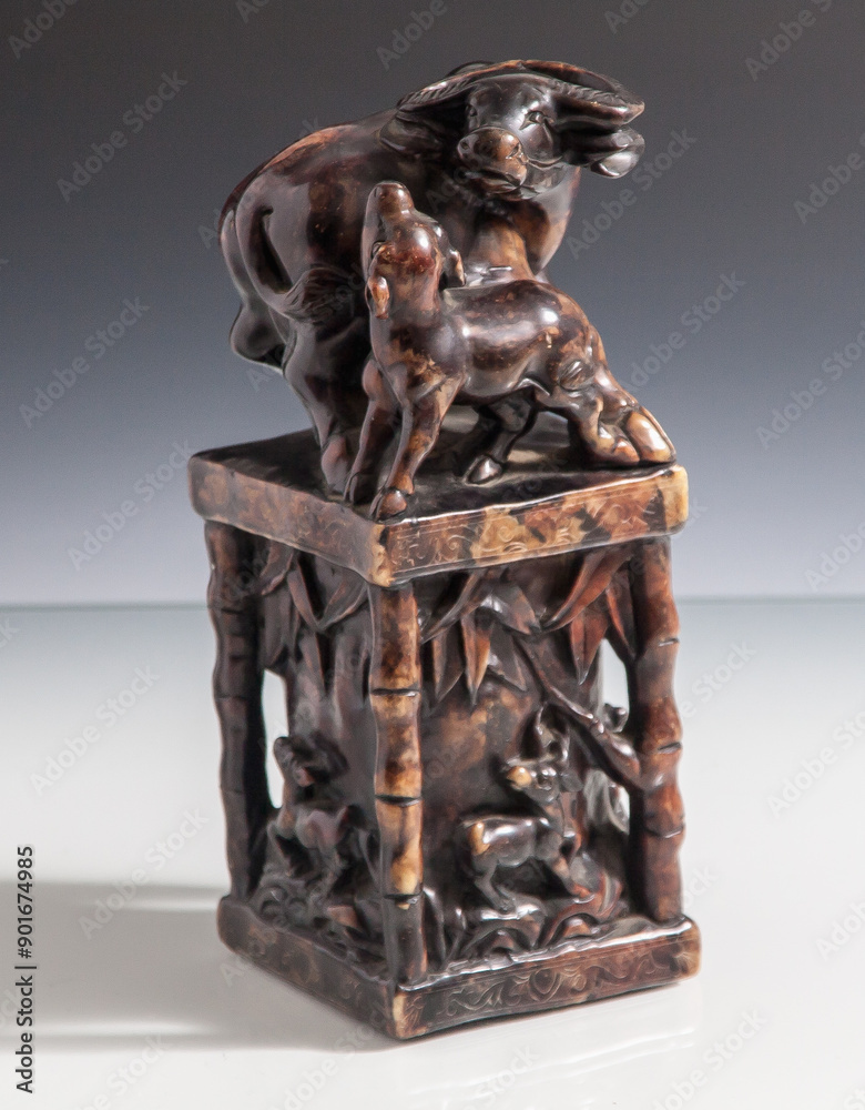 Obraz premium Antique and historical Items