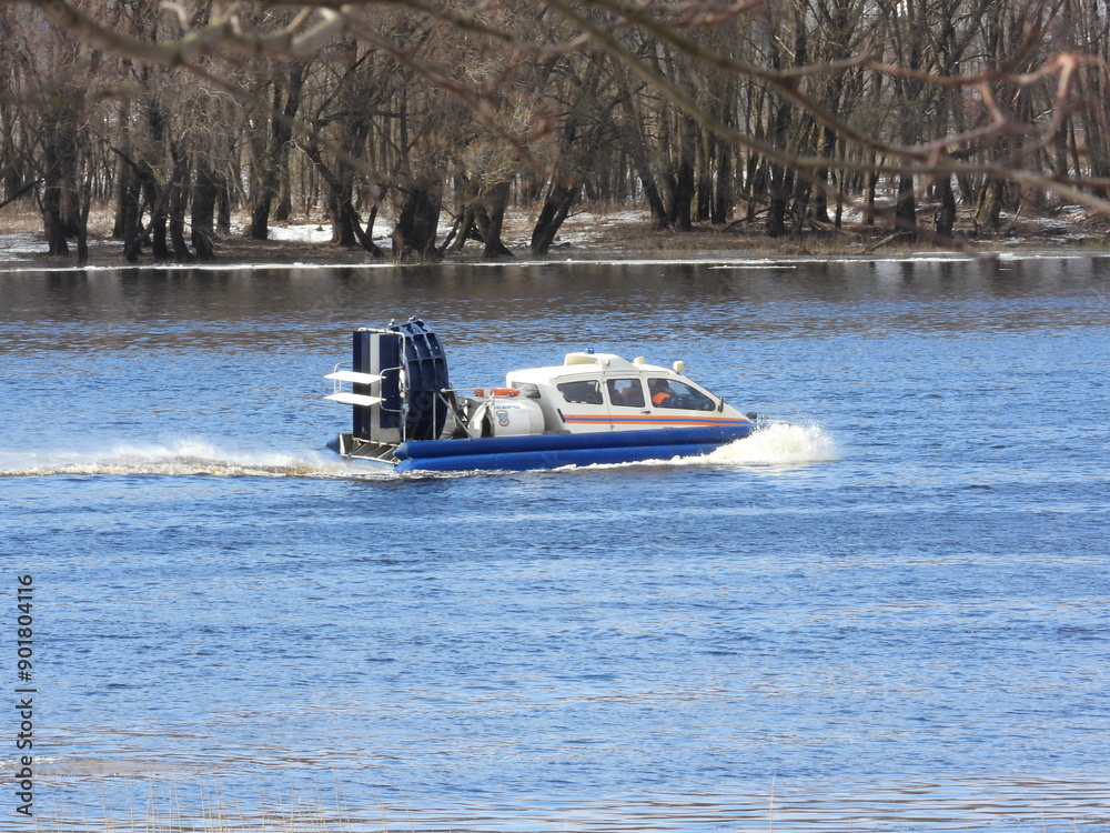 Fototapeta premium boat on the river