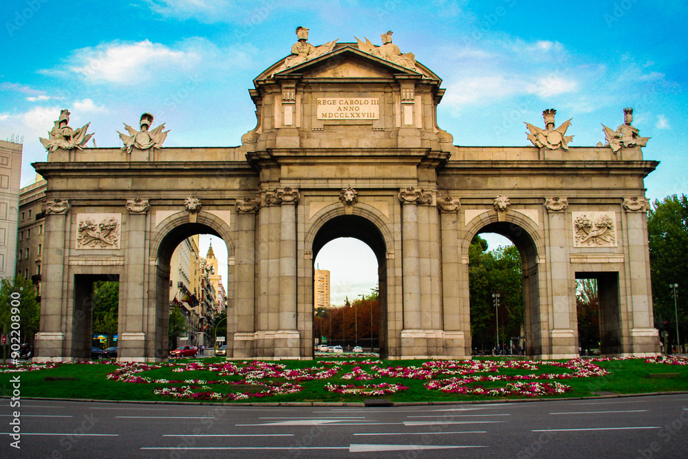 Obraz premium Puerta Alcala 