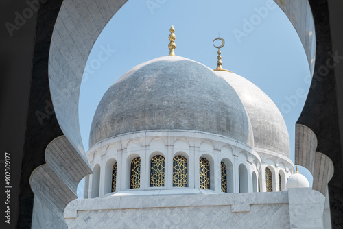 dome of the Sheikh Zayed Grand Mosque, Surakarta Indonesia