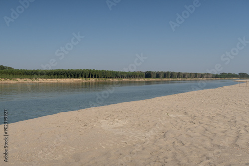 Obraz na płótnie Po river beach sun landscape nature vision w salonie