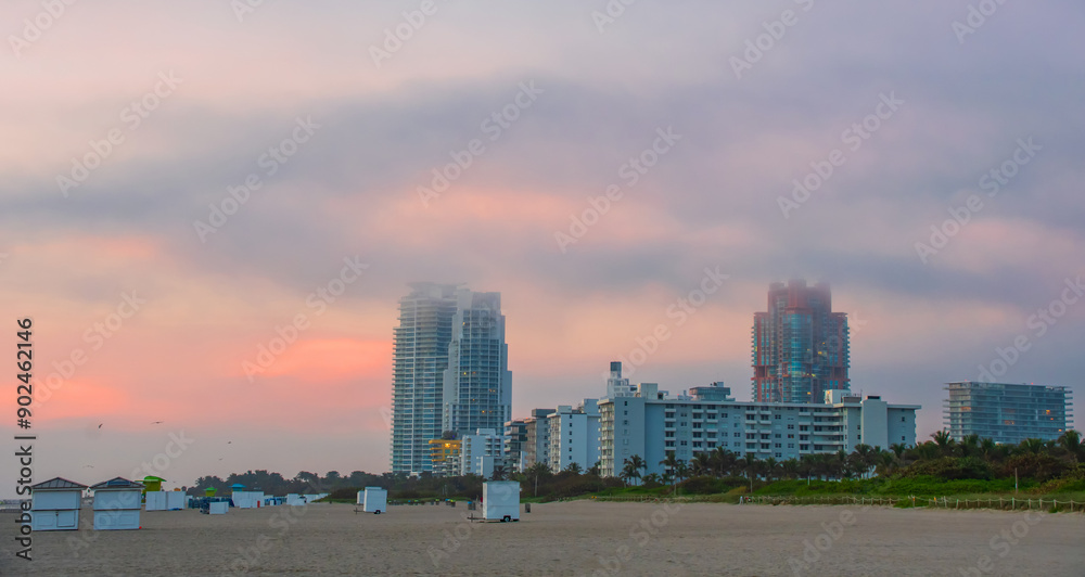 Fototapeta premium Sonnenaufgang Miami