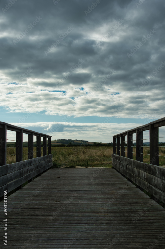 Obraz premium Bridge with landscape near Port Maubert in France