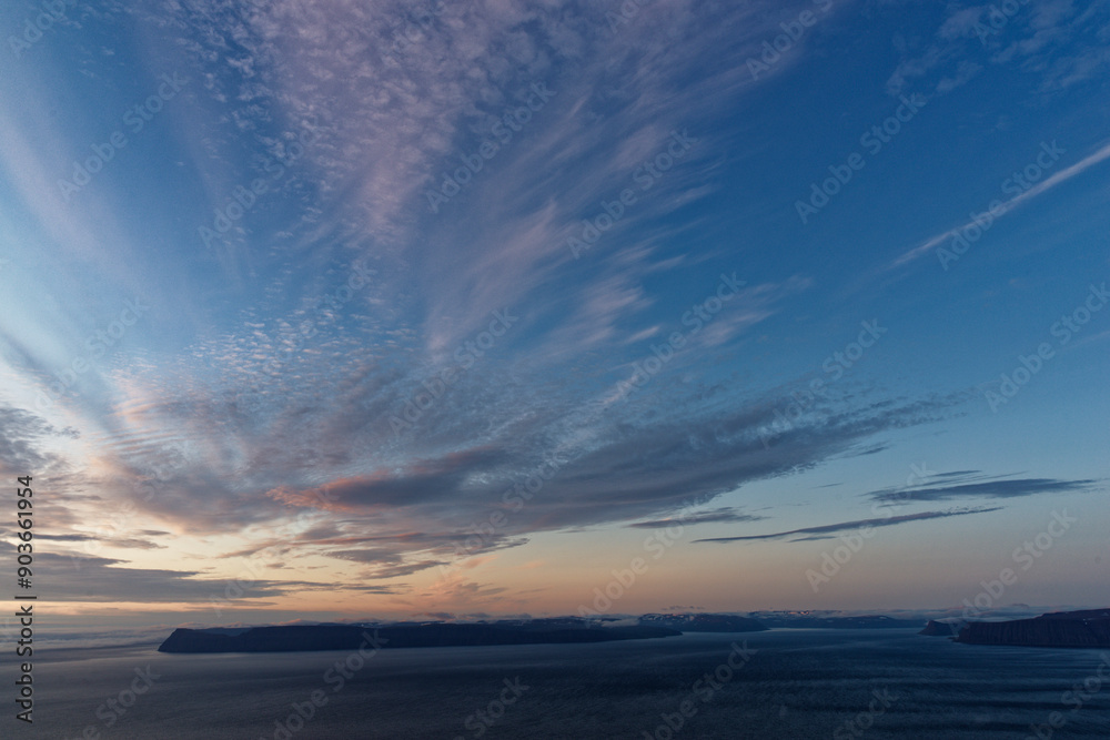 Fototapeta premium Abendhimmel über den Westfjorden, Island