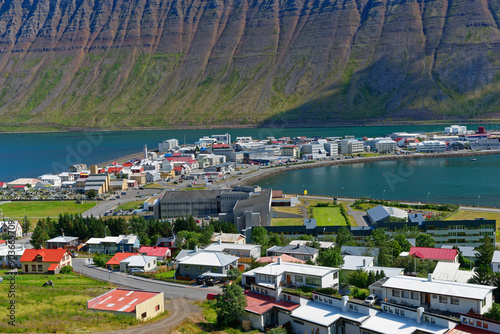 Blick auf Ísafjörður, Westfjorde, Island