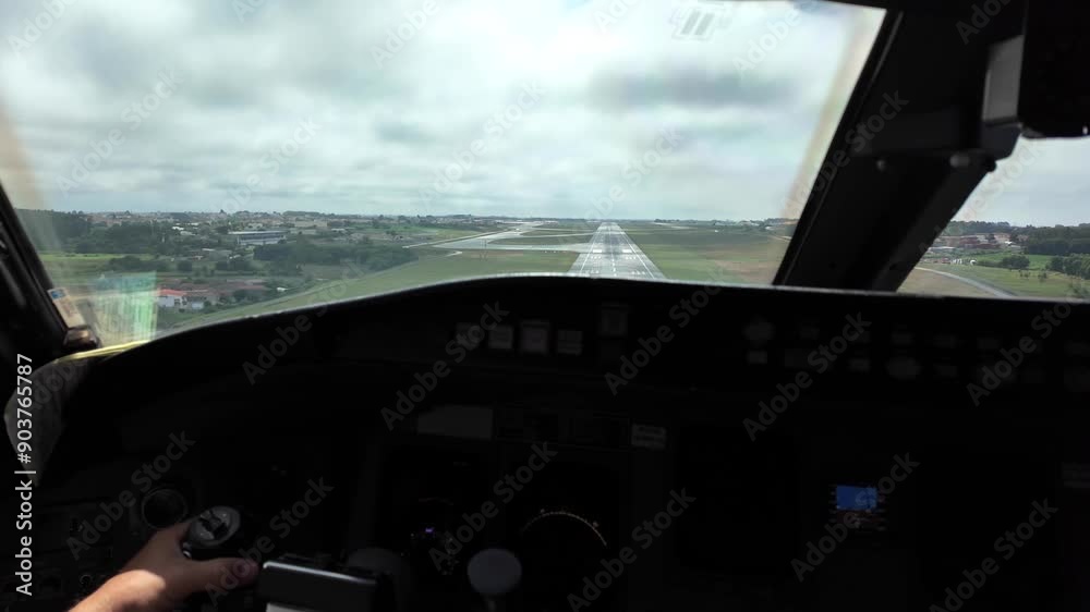 Immersive pilot POV in a real time landing in a very short runway with a clouded sky. 4K 60FPS