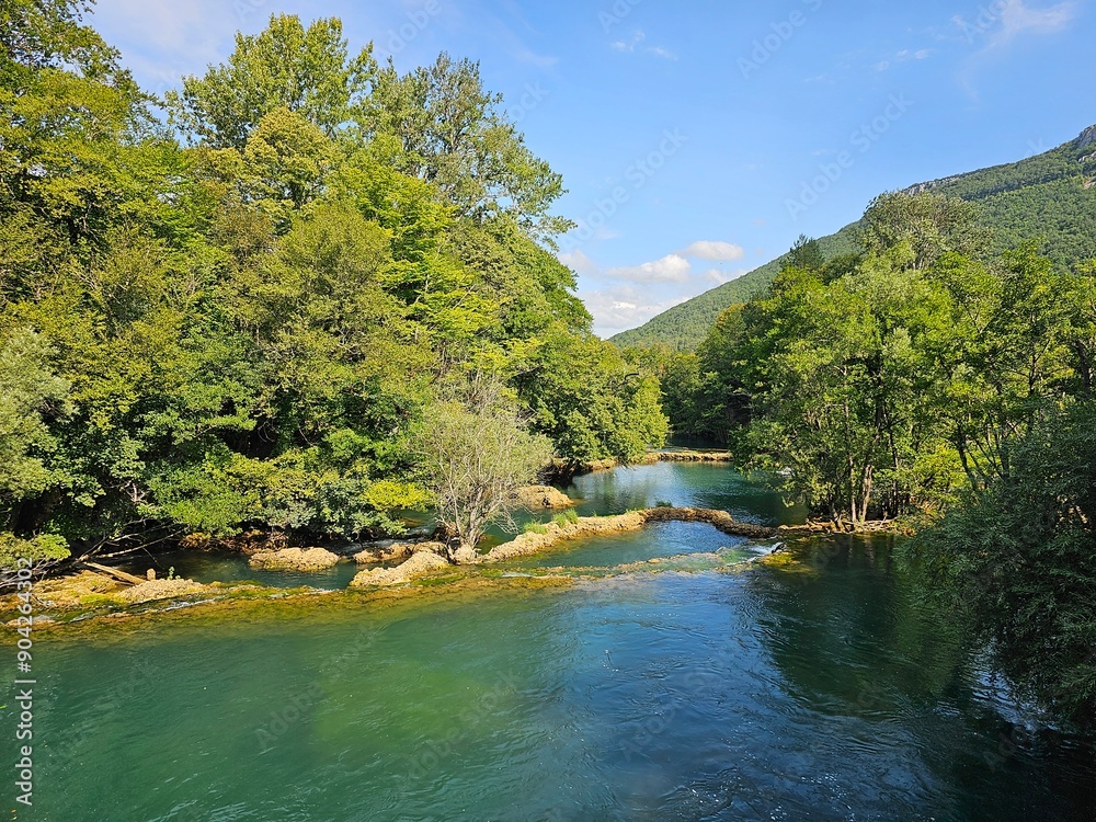 Una Nationalpark Bosnien. Wasserfälle, Kulen Vakuf und Martin Brod
