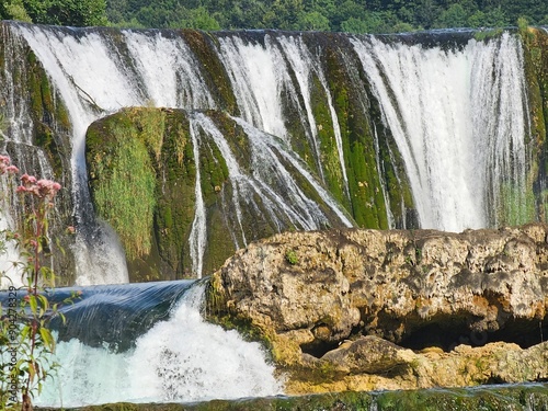 Obraz na płótnie Wasserfall Štrbački buk im Una Nationalpark w salonie