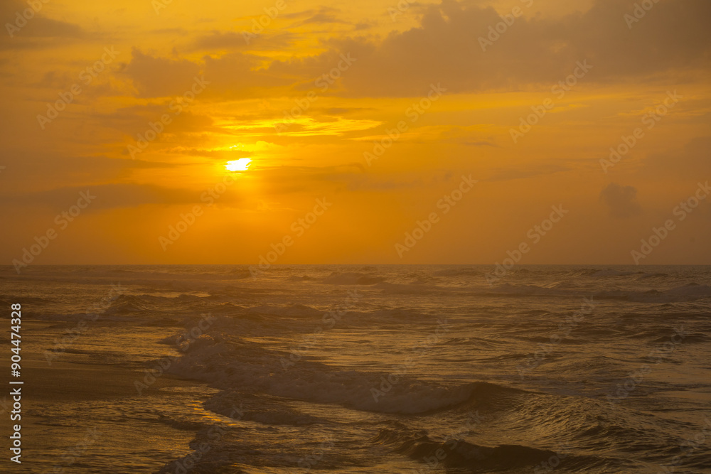 Fototapeta premium Sunrise at Surf City beach