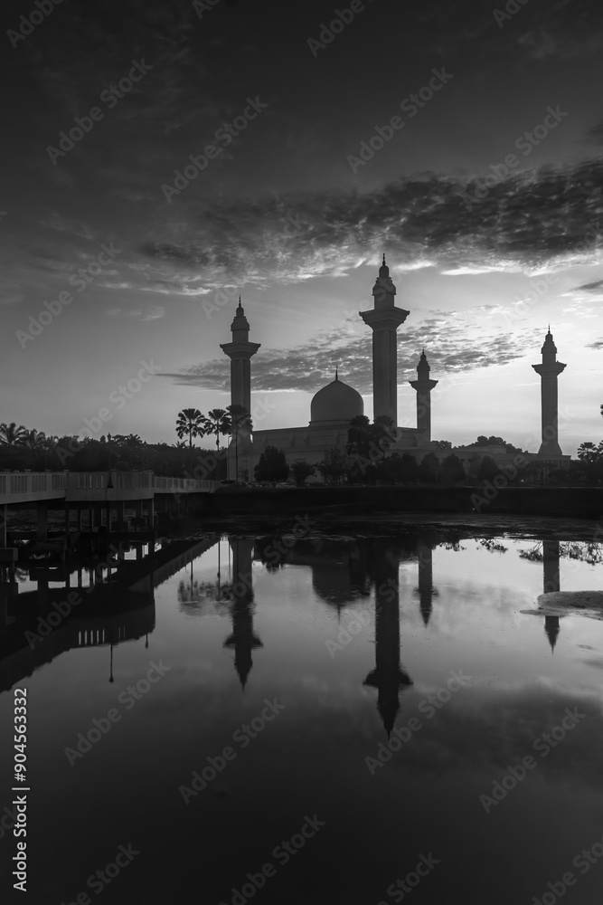Naklejka premium beautiful mosque in malaysia in black and white