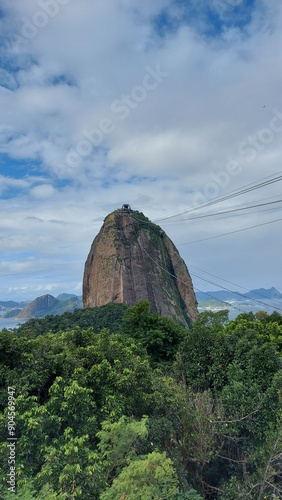 sugarloaf mountain photo