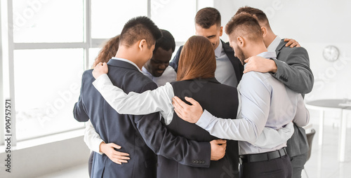 Group of business people hu...