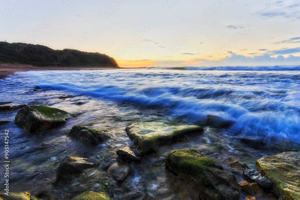 SEa HB Green Rocks wave SEa HB Green Rocks wave