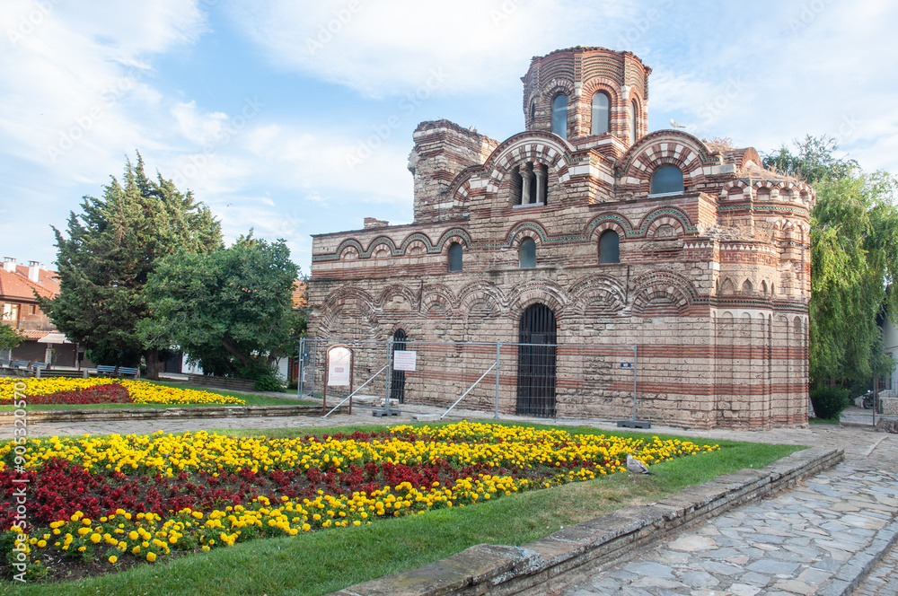 Φωτογραφία The church of Christ Pantocrator in Nessebar old town, Bulgaria.