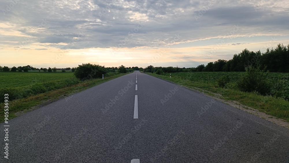 Fototapeta premium road to the sky