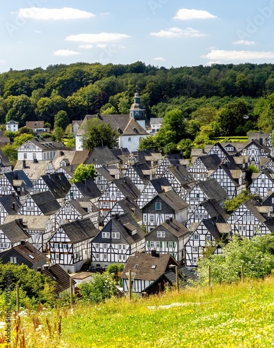 Obraz na płótnie
photo shot of the old spot on the ancient half-timbered houses of Freudenberg w salonie