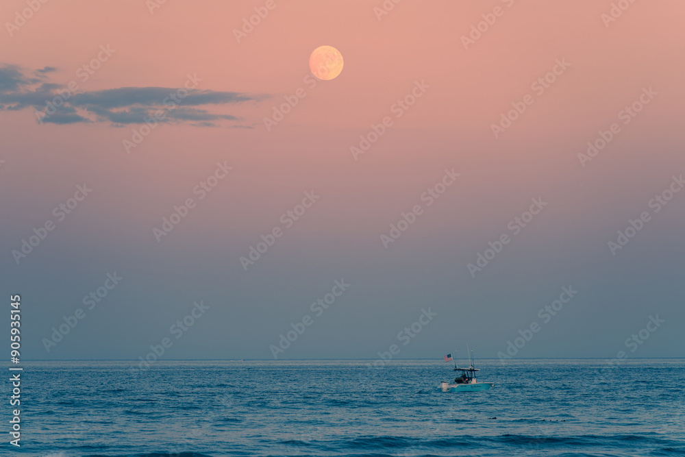 Fototapeta premium Sunset on the beach 