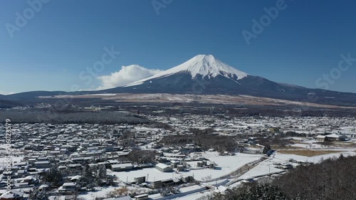 富士山　忍野村上空　空撮　冠雪