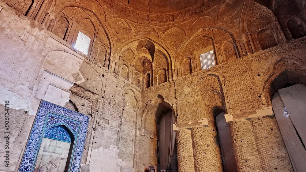 Interior of Jameh Mosque of Isfahan Interior of Jameh Mosque of Isfahan