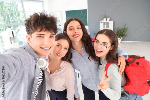 Group of teenage students t...
