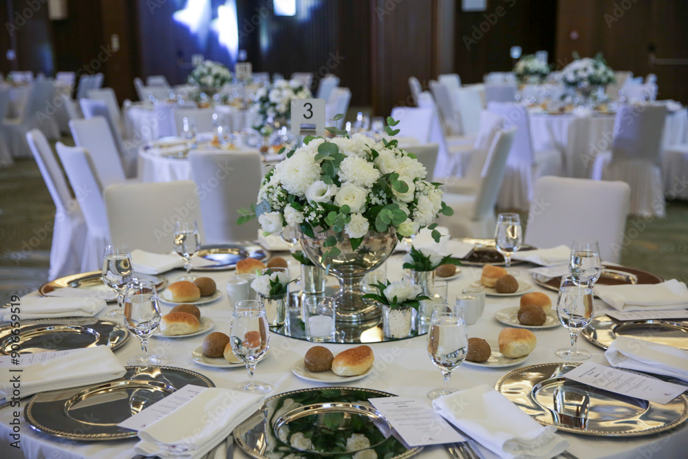 Beautiful Indoor Celebration: Elegant Table Settings for a Festive Occasion