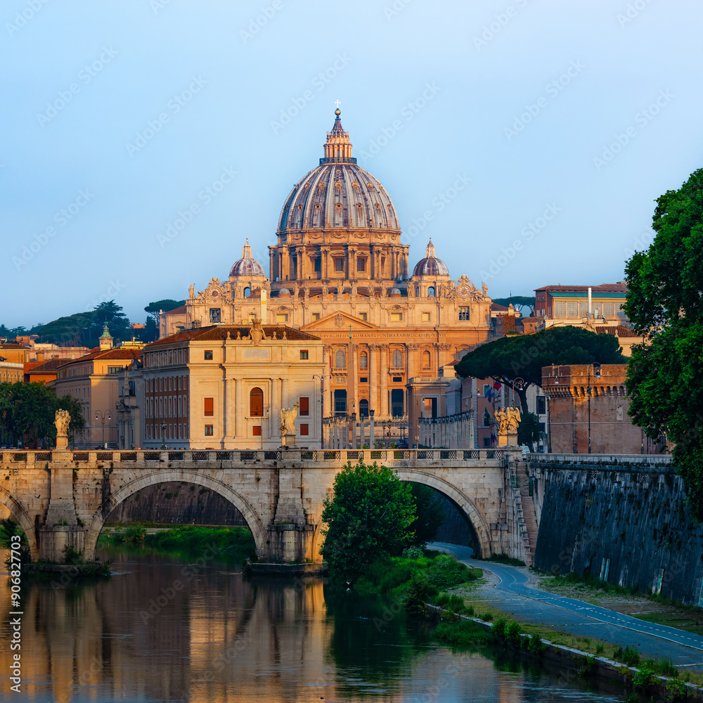 Fototapeta premium Vatican Cathedral of St. Peter with the inscription in Latin 