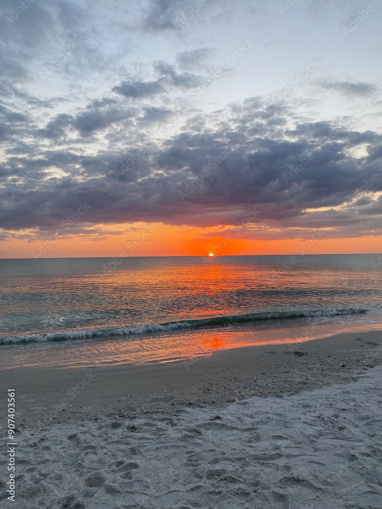 Fototapeta premium sunset on the beach