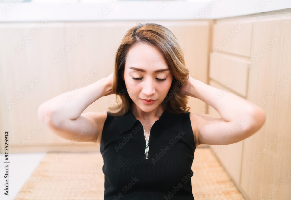 close face calm woman sit up. motivated woman focus training flexing muscle burn fat and calories using sport technique. a healthy woman control exercising doing sit up build healthy muscle concept