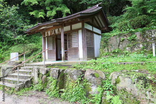 A scene of Hahako-do Shrine in the precincts of Dazaifu-tenmangu Shrine photo