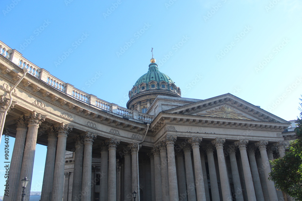 Φωτογραφία St Petersburg Nevski Prospect, Neva River view, Kazan Cathedral, Bloody Church, Singer Building, Smol'nyy Cathedral view, Hermitage Museum, Voskresenia Khristova Church