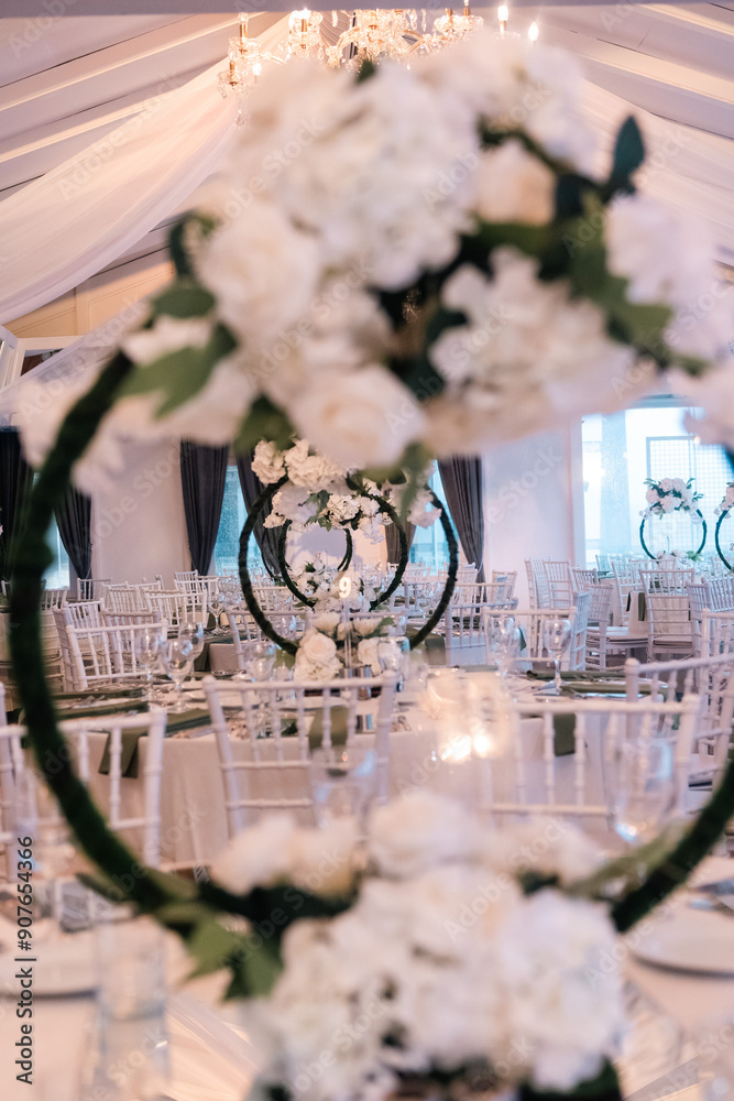 Elegant Wedding Table Setting with Floral Hoops and White Flowers