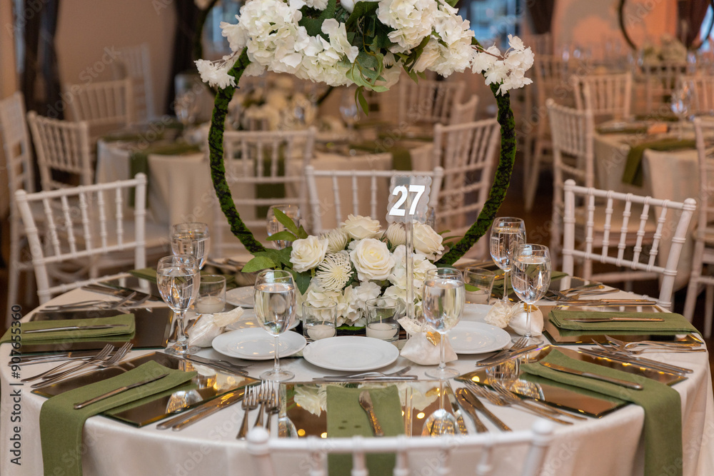 Elegant Wedding Table Setting with Floral Hoops and White Flowers
