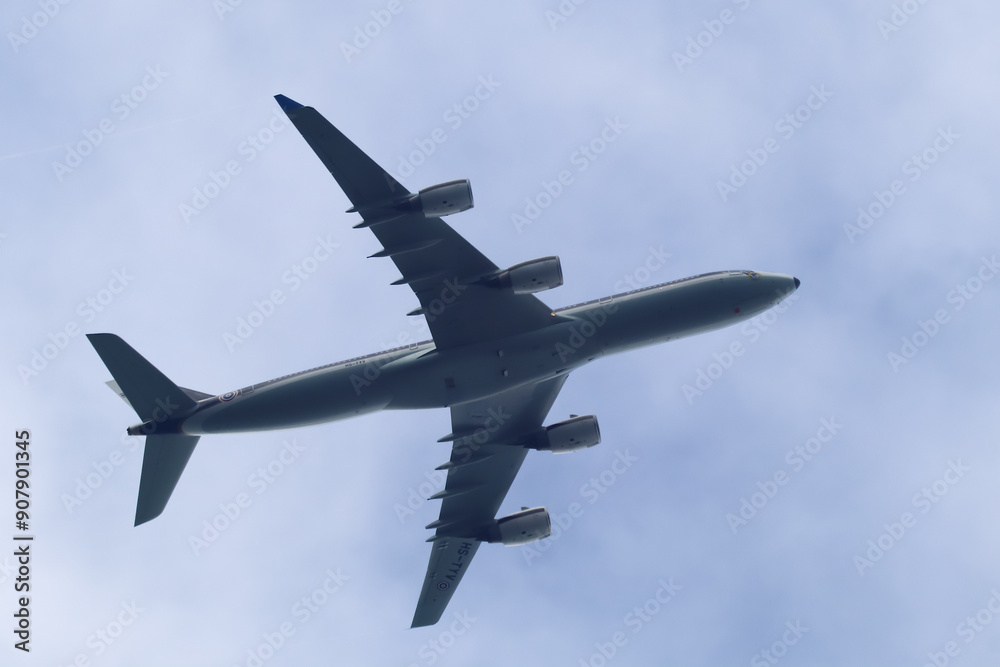 HS-TYV Airbus A340-500 of Royal Thai Airforce HS-TYV Airbus A340-500 of Royal Thai Airforce