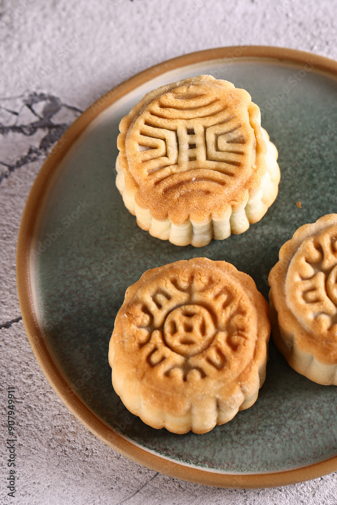 moon cake yuebing traditional chinese holiday food