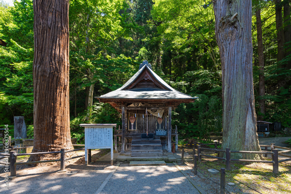 飯盛山の厳島神社 飯盛山の厳島神社