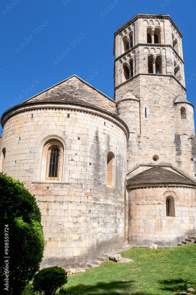 Fototapeta premium Vues de la ville de Gérone en Catalogne - Espagne