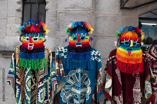 Ecuadorian outfit
Ecuadorian hats
Quito, Ecuador
South America
By: Photographer La Vi
Canadian Photographer La Vi
Travel Ecuador
