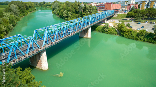 Ponte della Vittoria e fiume Piave a San Dona di Piave -panoramica dall'alto