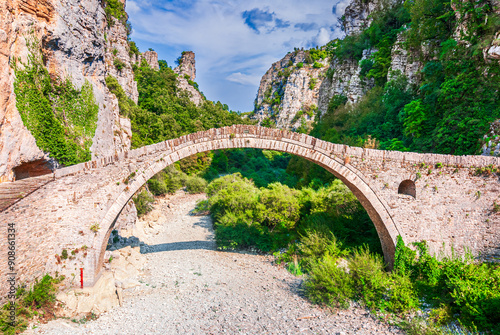 Obraz na płótnie Zagori, Greece. Kokkorou Bridge, Vikos Aoos canyon region in Epirus, Pindus Mountains. w salonie