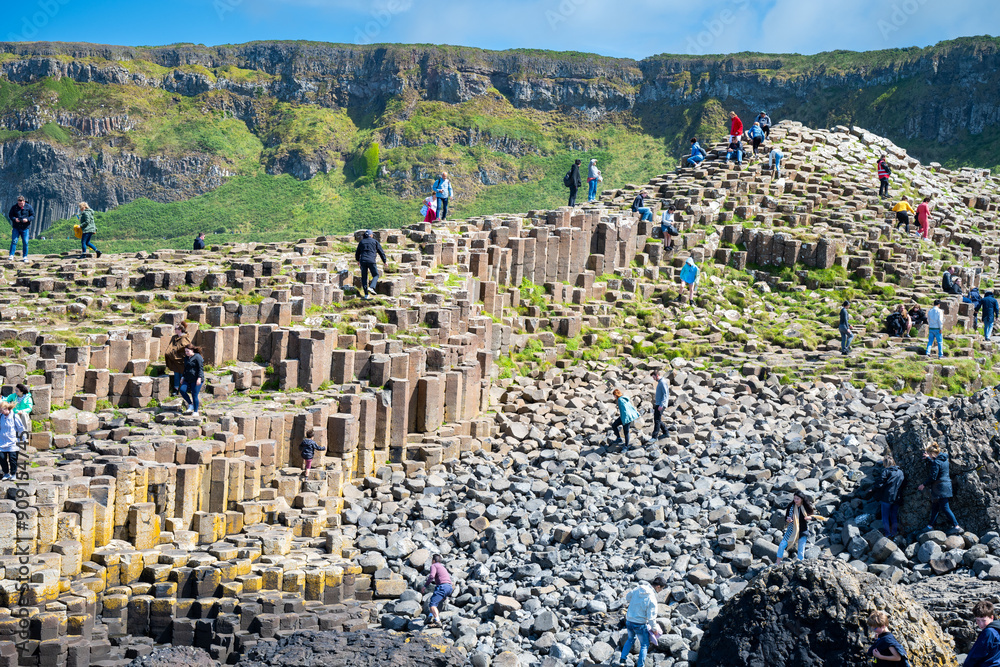 Obraz premium Giants Causeway, Northern Ireland, West Coast, Summer 2022