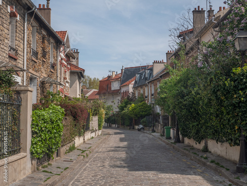  La Campagne a Paris, a atypical parisian neighborhood at Paris, on the 20eme