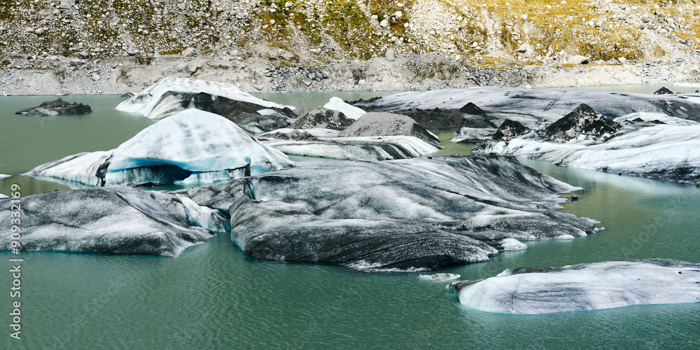 Φωτογραφία Glacier lake from a trip to the Austerdalsbreen Glacier and the Austerdalen Valley a day of July 2024, in Western Norway