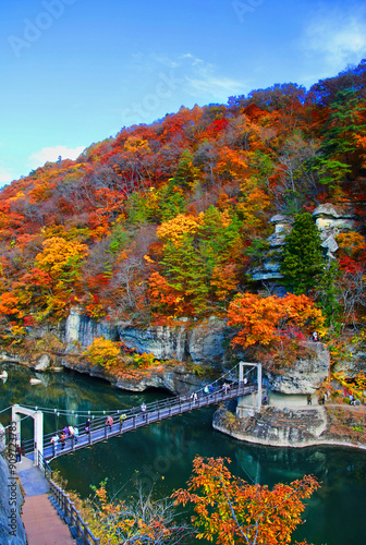秋の塔のへつり（福島県・下郷町）