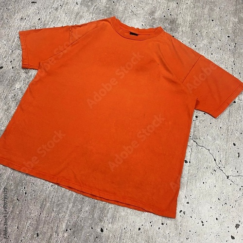 Orange t-shirt urbanwear Mock up vintage style mock photo